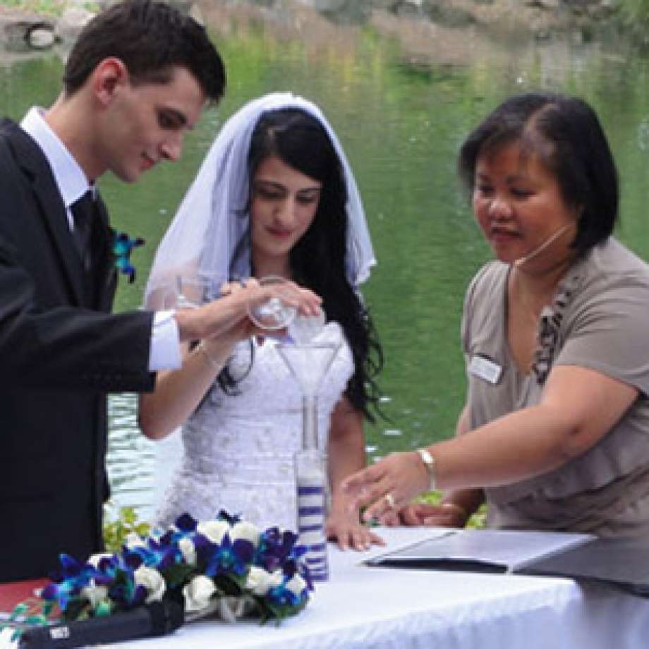 Sydney Marriage Celebrant - Ceremonies By Cath